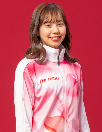 四元　桃奈
