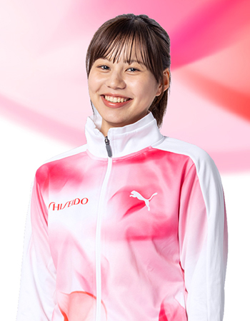四元　桃奈